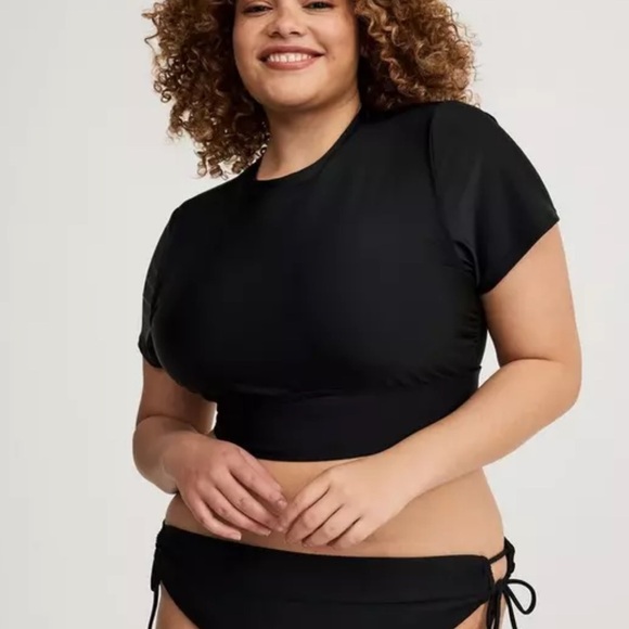 Torrid Swimsuit Rashguard Wireless Bikini Tops Black 2X - Picture 2 of 8